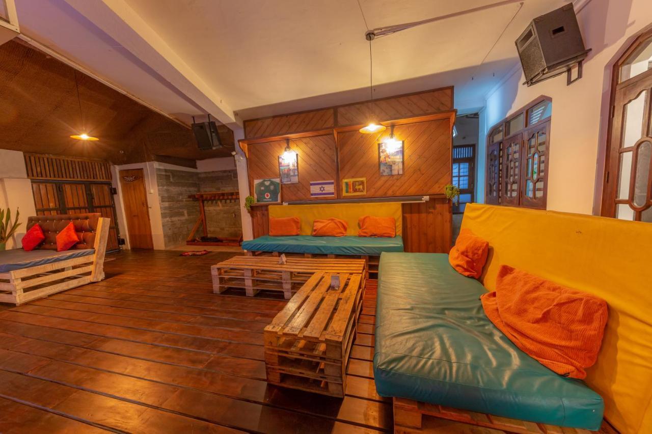 Hotel Happy Bay à Weligama Extérieur photo