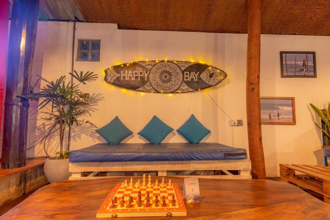 Hotel Happy Bay à Weligama Extérieur photo